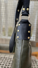 Load image into Gallery viewer, Amber Crossbody Bag